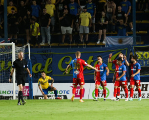 Ο Βόλος «άλωσε» το Αγρίνιο και «έσπασε το ρόδι»