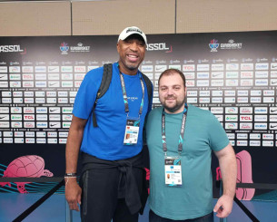 Ο Βιν Μπέικερ στο Athletiko: «Ο Γιάννης είναι πανέτοιμος ενόψει Ισπανίας, περιμένω την καλύτερη εκδοχή του»