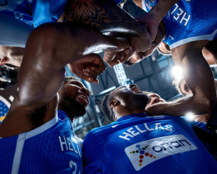 «ΔΕΝ ΚΕΡΔΙΣΑΜΕ ΚΑΤΙ»: Η απίστευτη ομιλία του Γιάννη μετά την πρόκριση! (video)