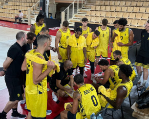 Ο Άρης «λύγισε» στην τελευταία περίοδο και γνώρισε την ήττα από τη Μονακό