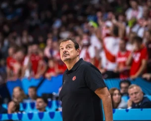 Αταμάν για Γιάννη: «Ο Σπανούλης λέει ότι βαράει λίγες βολές - Είδα 16 ότι εκτέλεσε και βλέπω πολλά επιθετικά»