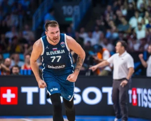 Ο Ντόντσιτς είχε 22 πόντους, αλλά και τρία φάουλ στο πρώτο ημίχρονο με τη Γερμανία