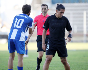 Έξαλλοι στο Αιγάλεω με την διαιτησία και... καμπανάκι σε Λανουά: «Ευτυχώς δεν πάγωσε ο ήλιος»