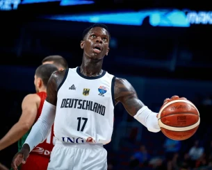 Ο Σρέντερ οδηγεί το αμάξι των «ονείρων» του Λούκα Ντόντσιτς