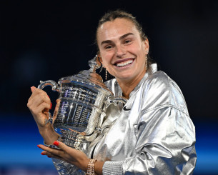 Η Σαμπαλένκα συνάντησε και φωτογραφήθηκε με τον Καραγκούνη (photo)