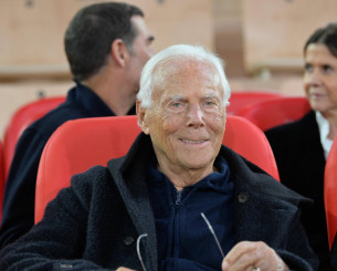 «Έφυγε» από τη ζωή ο Τζόρτζιο Αρμάνι, ιδιοκτήτης της Μιλάνο