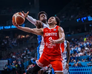 Ο Λάρκιν αποκάλυψε το πως η Τουρκία «κλείδωσε» τον Γιάννη