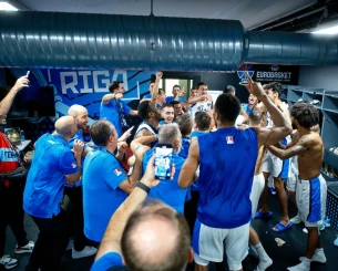 Παιδιά, της Ελλάδος παιδιά...