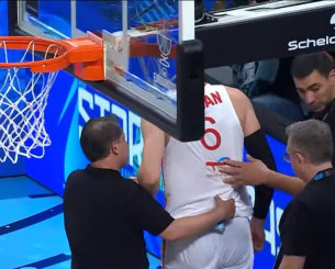 Αγωνία στην Τουρκία με Οσμάν - Αποχώρησε κουτσαίνοντας προς τα αποδυτήρια