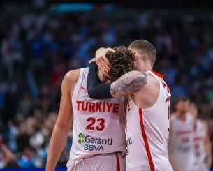 Ο Σενγκούν... ήπιε θάλασσα στην τελευταία επίθεση της Τουρκίας και ο Αταμάν έριξε καρφί