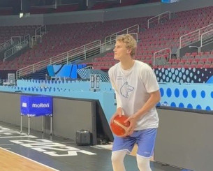 Ο Μάρκανεν... ζεσταίνεται για την Ελλάδα ευστοχώντας σε 11 σερί τρίποντα (video)