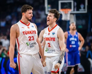 Η Τουρκία «υπέταξε» τη Σερβία στο μεγαλύτερο θρίλερ του φετινού Eurobasket
