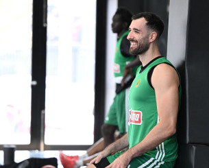 Κουζέλογλου: «Τιμή μου να βρίσκομαι στην Αυστραλία με τον Παναθηναϊκό»