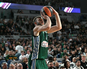 Καθοριστικός ο Ρογκαβόπουλος κόντρα στους Adelaides 36ers με 4/6 τρίποντα (video)