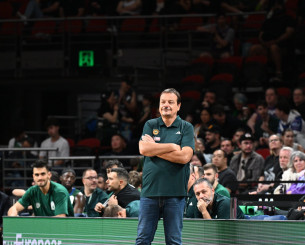 Αταμάν: «Δεν σκέφτομαι να χρησιμοποιώ σε κάθε αγώνα 12 παίκτες» - Τι είπε για την κατάσταση του Ναν