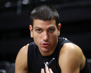 Φλιώνης στο Athletiko: «Έχουμε στο μυαλό μας τη διάκριση - Ο Σάκοτα είναι πολύ... μπροστά»