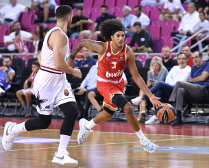 Φιλική νίκη με ανατροπή για τον Ολυμπιακό και οδηγό την άμυνα