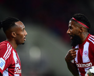 Περιμένει και από Ροντινέι και από Μαρτίνς