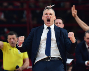 Ο Γιασικεβίτσιους ανανέωσε για 3 χρόνια με τη Φενέρμπαχτσε