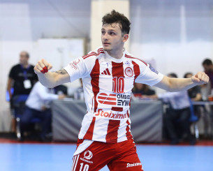 Τζίμπουλας: «Στόχος μας είναι το κύπελλο, το πρωτάθλημα και η καλή πορεία στην Ευρώπη»