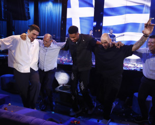 Το γλέντι της Εθνικής: Ο Σπανούλης με το πούρο, ο Γιάννης στο χορό, ο Λάρι στο τραγούδι (photos, videos)