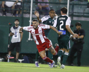 «BACK2ΜΠΑΚ»: Μπακόπουλος, Γουλής και Βερβελές για τη φάση με τον Καμπελά που ζητάει πέναλτι ο Ολυμπιακός (video)