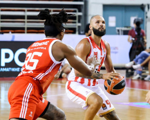 Ο Ολυμπιακός κέρδισε τον Ερυθρό Αστέρα με Φουρνιέ-Βεζένκοφ... ζεστούς