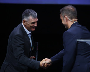 ΠΣΑΠΠ: Ο Μεντιλίμπαρ κορυφαίος κόουτς της σεζόν - Η ερώτηση του Ντέμη και οι ατάκες του Βάσκου