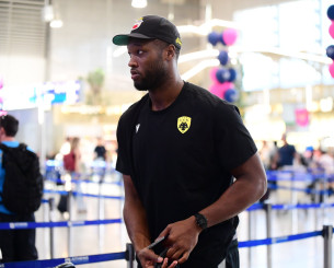 Από το αεροδρόμιο στο γήπεδο η ΑΕΚ και το μυαλό στον Προμηθέα