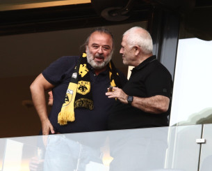 Η φωτογραφία Ηλιόπουλου-Μελισσανίδη στην OPAP Arena για το ΑΕΚ-Παναιτωλικός