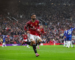 Λόγια στήριξης από τον Φερνάντες στον Αμορίμ: «Πρέπει με νίκες να βοηθήσουμε τον προπονητή μας»