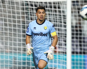 Λούκας Τσάβες, ο φύλακας άγγελος του Παναιτωλικού που κατέβασε ρολά στην Τούμπα