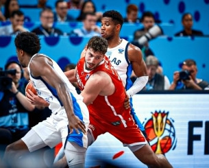 Χαμός στην Τουρκία με τον Σενγκούν και τη... ρακή (video)