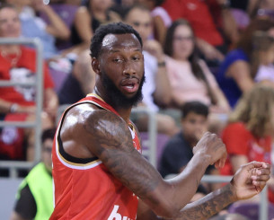 Εκτός προπόνησης για τον Ολυμπιακό ο Χολ, ατομικό ο Φουρνιέ