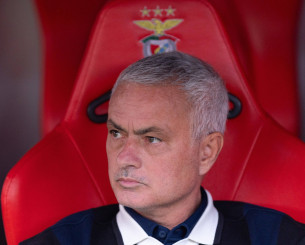 Η Μπενφίκα ανακοίνωσε επίσημα τον Μουρίνιο