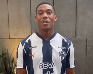 Νέο ξέσπασμα κατά του Μαρσιάλ: «Παίζει σαν... κώνος»