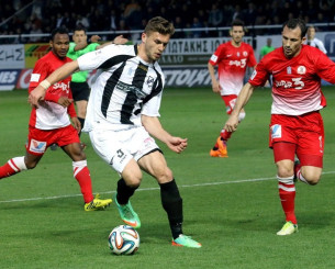 Αφαίρεση τριών βαθμών στον ΟΦΗ για οφειλή στον Παπάζογλου