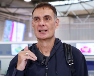 «Πέταξε» για Βιτόρια ο Ολυμπιακός - Οι δηλώσεις των Μπαρτζώκα και Λι (video)