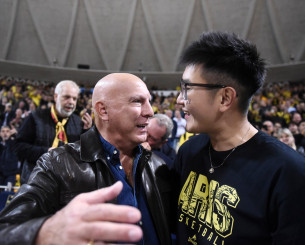 Η αγκαλιά του Ρίτσαρντ Σιάο με τον legend Νίκο Γκάλη (photos)