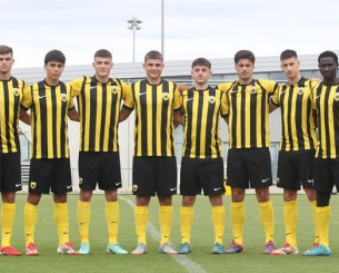 Η ΑΕΚ επενδύει στη νέα γενιά και στο ταλέντο - Επαγγελματικά συμβόλαια για δέκα ποδοσφαιριστές