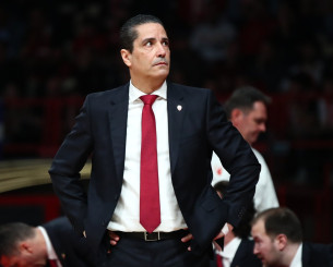 Ζητά στήριξη ο Σφαιρόπουλος: «Αν αγαπάς ένα παιδί δεν το χτυπάς, το αγκαλιάζεις» (video)