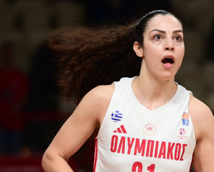 Ασύλληπτη Χριστινάκη: Πέτυχε 19 πόντους σε δέκα λεπτά στο Super Cup Γυναικών