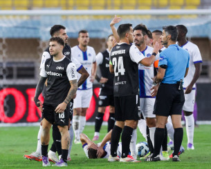 Αποβλήθηκε με απευθείας κόκκινη ο Σενγκέλια (video)