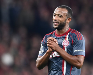 Πάλεψε σαν θηρίο ο Ολυμπιακός αλλά «λύγισε» από την Άρσεναλ στο Λονδίνο