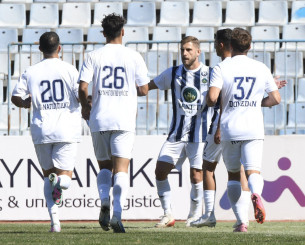 Νίκησε και μείωσε από την Νίκη Βόλου ο Ηρακλής - «Σκόρπισε» με πεντάρα τον Παναργειακό η Ελλάς Σύρου