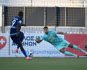 Πέρασαν 4,5 χρόνια για να αποκρούσει πέναλτι τερματοφύλακας της ΑΕΚ! (video)