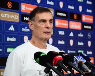 Μπαρτζώκας: «Να μην πέσουμε στην παγίδα της Dubai - Θα παίξει ο Νιλικίνα»