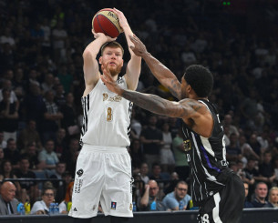 Ο Μπέρτανς πρώτο καλάθι της Dubai BC στη EuroLeague (video)