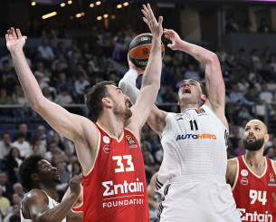 Αντίθετες πορείες: Ο Ολυμπιακός έχει καταφέρει όλα όσα απέτυχε να πράξει η Ρεάλ