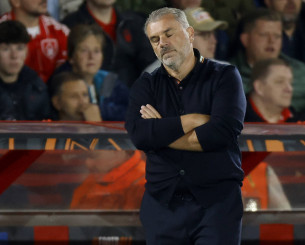 Ο Ποστέκογλου ο προπονητής με τις περισσότερες ήττες το 2025 - Δύο πρώην του Ολυμπιακού στην δεκάδα